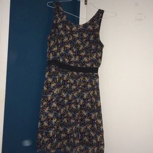 Women’s dress